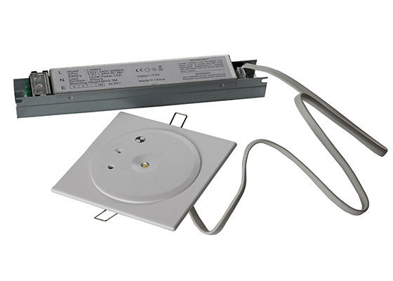 Lumière d'urgence de plafond commercial IP20 avec batterie de secours 3 heures de fonctionnement Lampe LED non entretenue