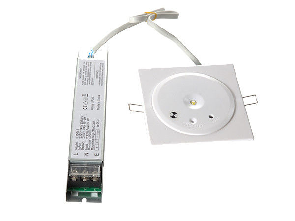 Lampe de secours rechargeable 220V avec 180 min d'autonomie, boîtier ABS ignifuge et montage encastré mural