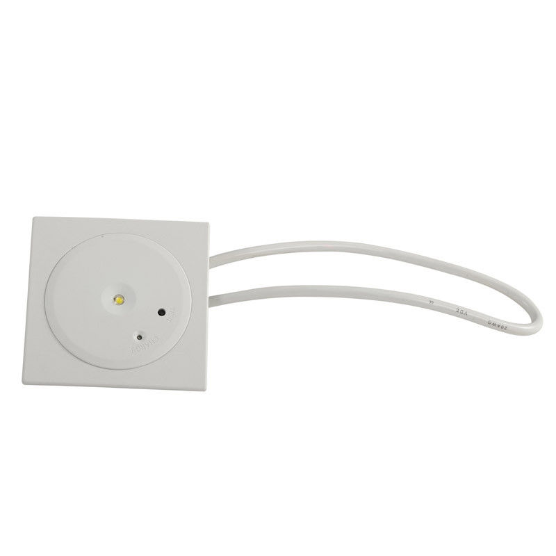 110V 220V IP42 Lumières d'urgence en retrait de plafond non entretenues avec batterie de secours